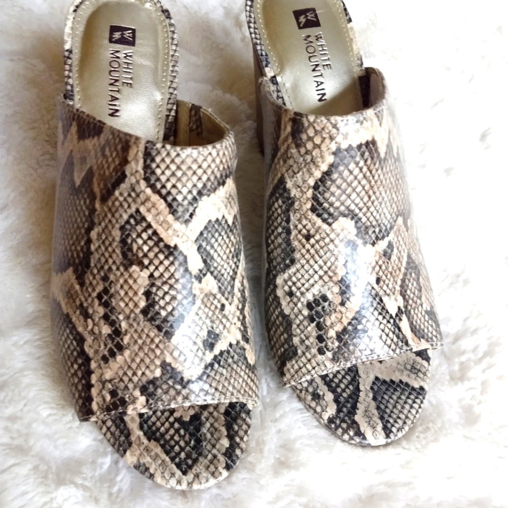 White Mountain Open Toe Mules
